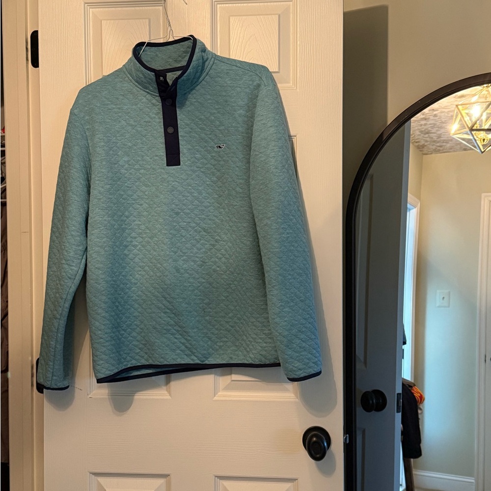 Vineyard Vines Quilted Pullover in Seafoam with Navy Accents